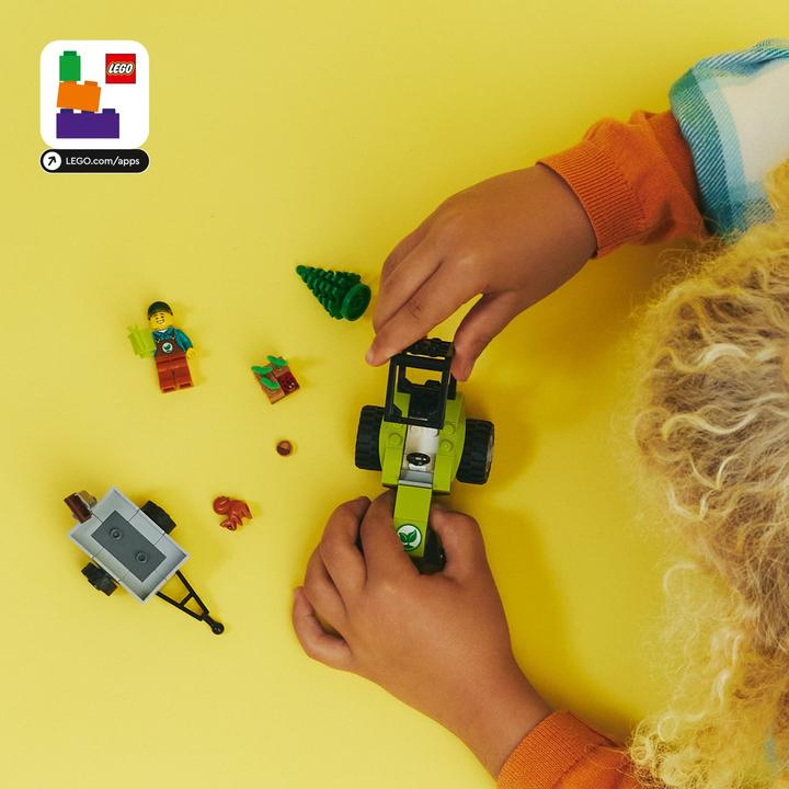 Actual product image LEGO Small tractor (60390, LEGO City)