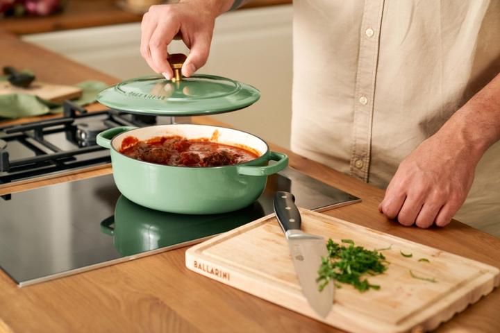 Produktbild Ballarini Bellamonte Cocotte 23 cm, oval, Grün (23 cm, Bräter + Schmortopf, Gusseisen)