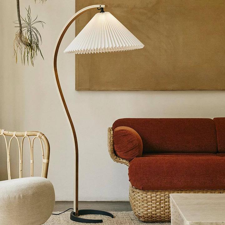 Image du produit Gubi Timberline Lampadaire White/Oak/Birch (E27)