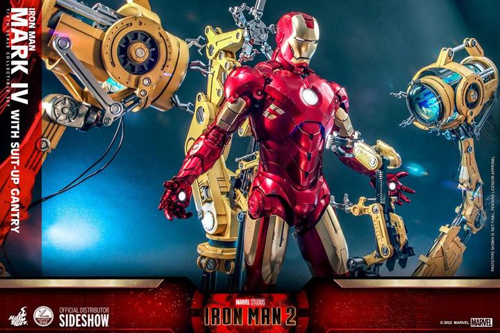Produktbild Hot Toys Iron Man 2 figurine 1/4 Iron Man Mark IV with Suit-Up Gantry 49 cm