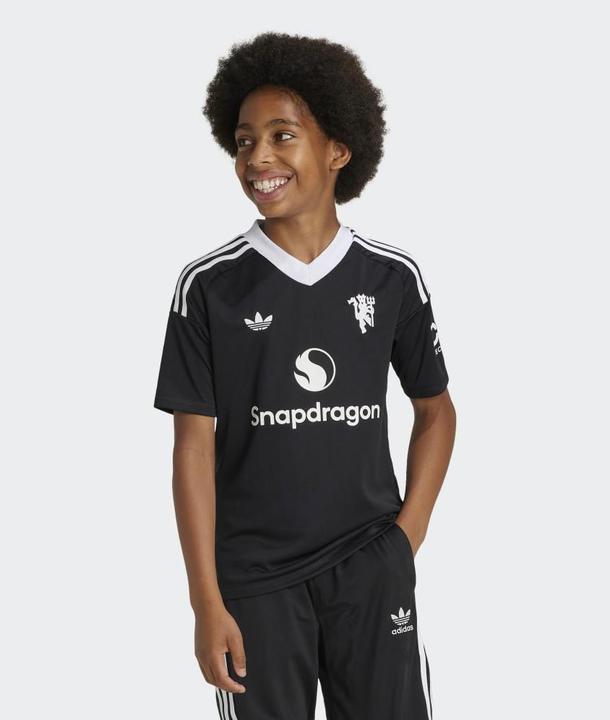 Actual product image adidas Manchester United Third Kids Goalkeeper Jersey (128)