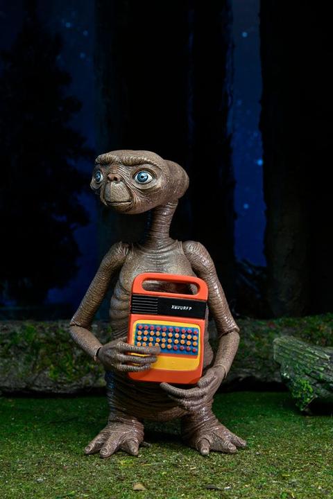 Actual product image Neca E.T. - The Extra-Terrestrial: Ultimate E.T.