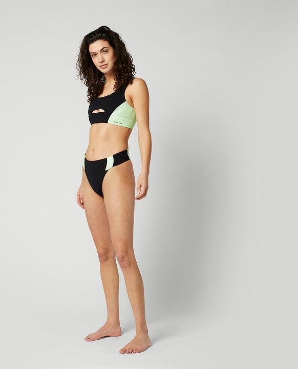 Actual product image Mystic Bruna Performance Bikini Top (38)