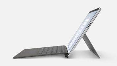 Immagine prodotto Microsoft Surface Pro 10 for business (13", Intel Core Ultra 5 135U, 32 GB, 512 GB, Senza layout di tastiera)