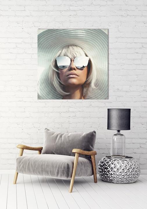 Actual product image Schubiger Image Beautiful Woman In The Sun (100 x 100 cm)
