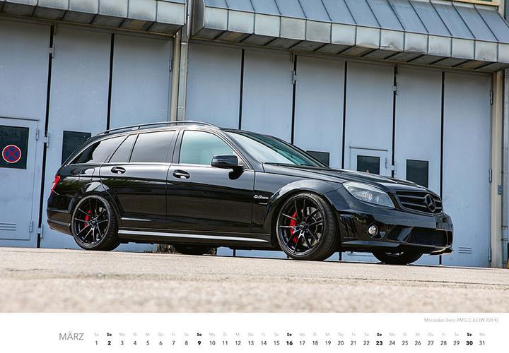Actual product image Tuning Girls Calendar 2025 (Hardcover, German)