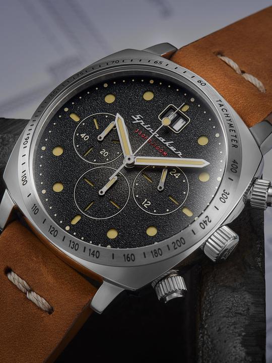 Actual product image Spinnaker SP-5068-01 Hull Chronograph 42mm 10ATM (Sports watch, 42 mm)