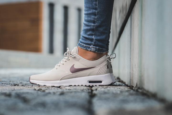 Actual product image Nike Air Max Thea (38)
