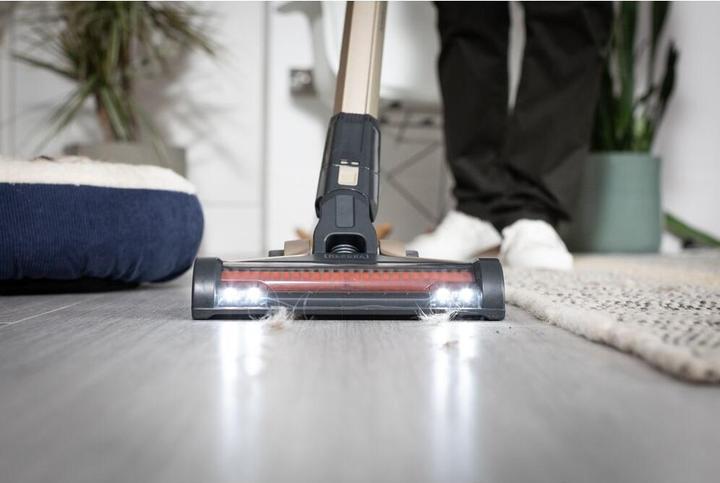 Immagine prodotto Black & Decker BLACK&DECKER BHFEV36B2DW Aspirapolvere con manico a batteria 36V/2.5Ah 4in1