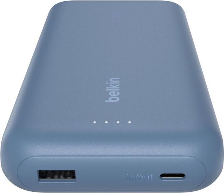 Produktbild Belkin Powerbank 20.000mAh blau 30W integr.USB-C Kab. BPB024hqBL (20000 mAh, 30 W, 74 Wh)