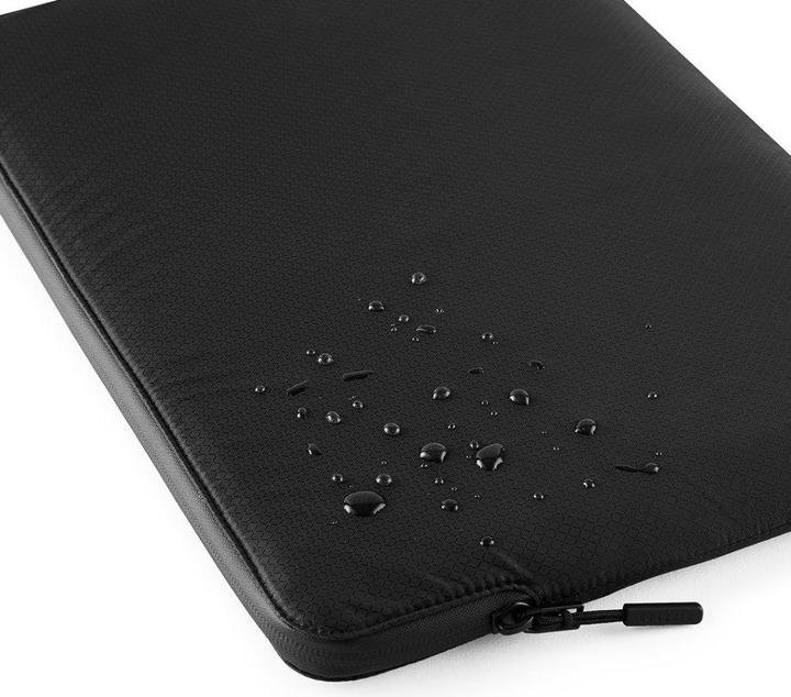 Actual product image Pipetto MacBook Sleeve 16 Ultra Lite Ripstop (Color: Black) (16")