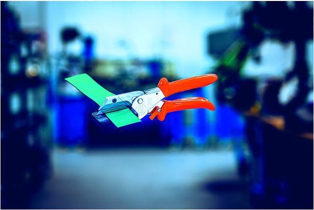 Actual product image Löwe Flat ribbon cable cutter 215 mm (215 mm)