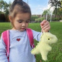 Produktbild Magni Schlüsselanhänger Plüsch Dino gestrickt