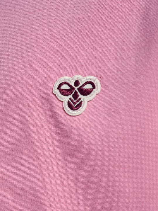 Actual product image hummel hmlJR LOOSE T-SHIRT S/S BEE (104)