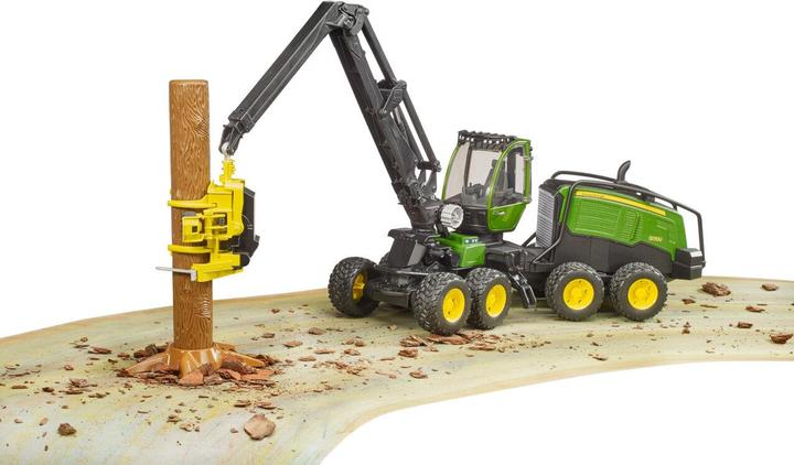 Actual product image Bruder John Deere 1270G Harvester with 1 tree trunk