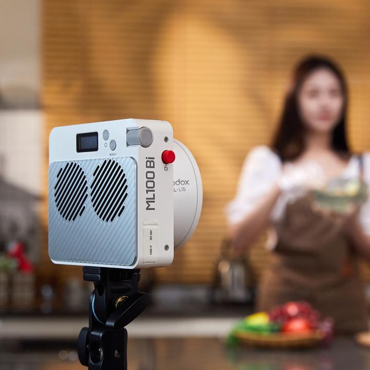 Actual product image Godox ML100 Bi-colour Kit 1