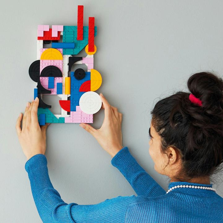 Actual product image LEGO 31210 Modern Art (31210, LEGO Art)
