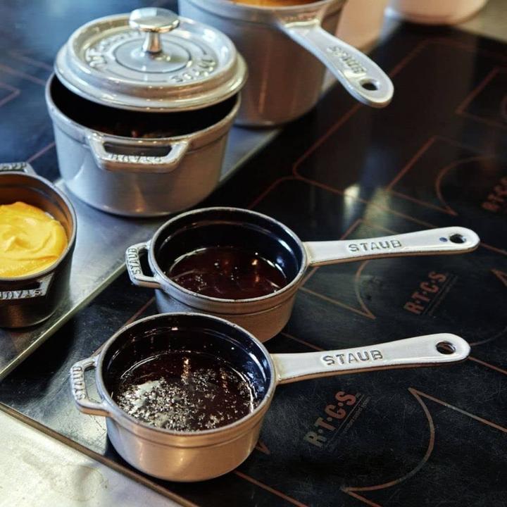 Actual product image Staub casserole (10 cm, Pot, Cast iron)