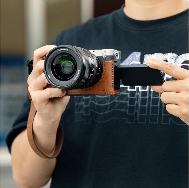 Actual product image SmallRig 5015 Camera Leather Case Kit for Sony Alpha 7C II / Alpha 7CR (Kamera Bereitschaftstasche)