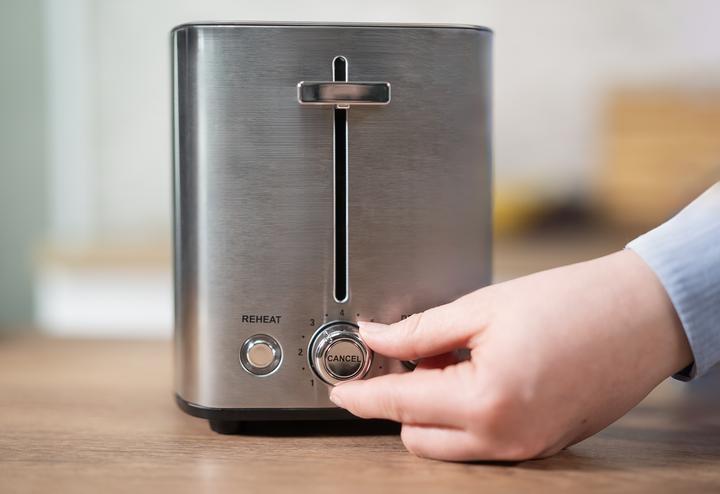 Actual product image Unold Toaster Tom 38266