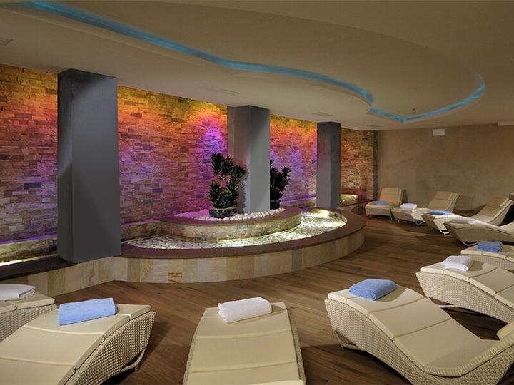 Image du produit Smartbox Un anniversaire détente : 2 jours en hôtel avec spa de luxe en Europe (2 pers.)