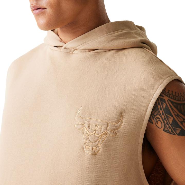 Actual product image New Era Sleeveless Hoody - WASHED Chicago Bulls beige - M (M)