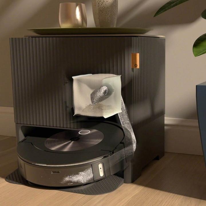 Image du produit iRobot Roomba Combo j9+ (Robot d'aspiration et de nettoyage)