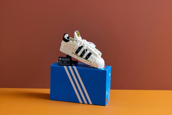 Actual product image LEGO Adidas Originals Superstar (10282, LEGO Icons)