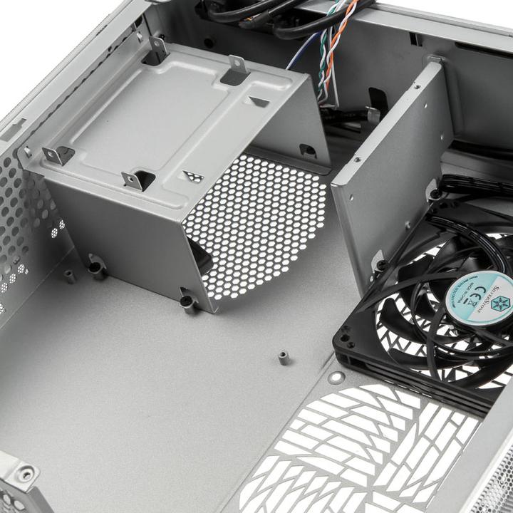 Produktbild Silverstone FTZ01S (Mini-ITX, Mini-DTX)