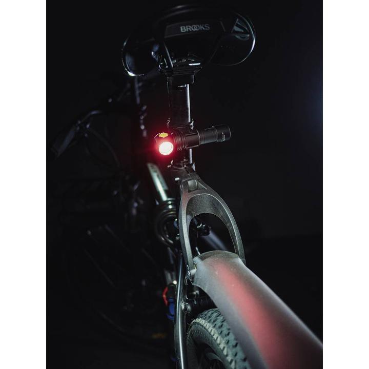 Actual product image ArmyTek Wizard C2 WR Magnet USB Multifunction Lamp warm & red (11.20 cm, 1100 lm)