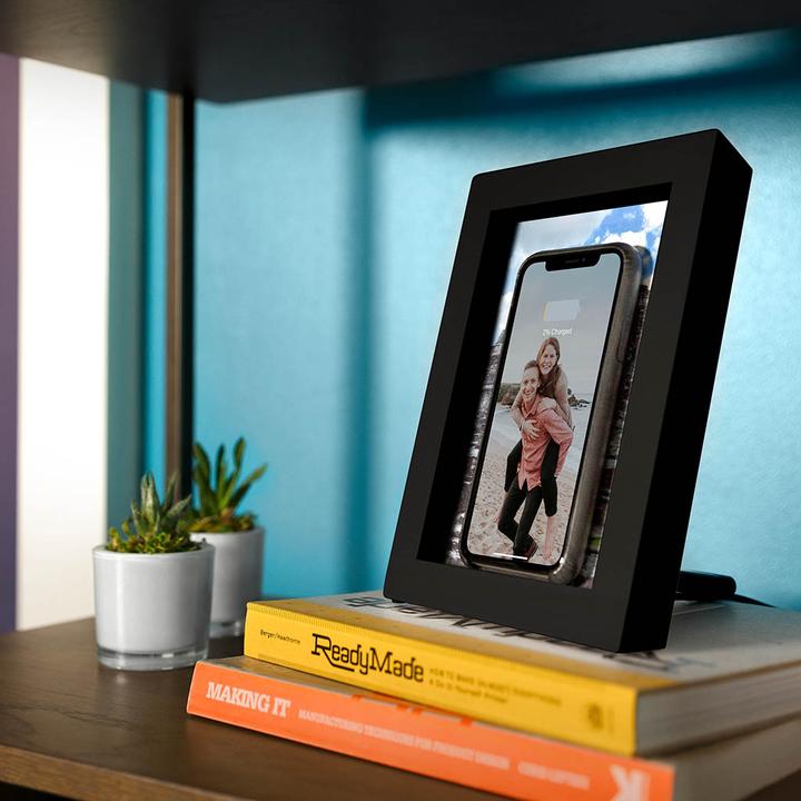 Actual product image TwelveSouth PowerPic (10 W)