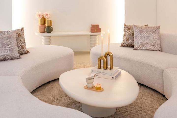Actual product image Richmond Interiors Bloomstone (110 x 90 x 34 cm)