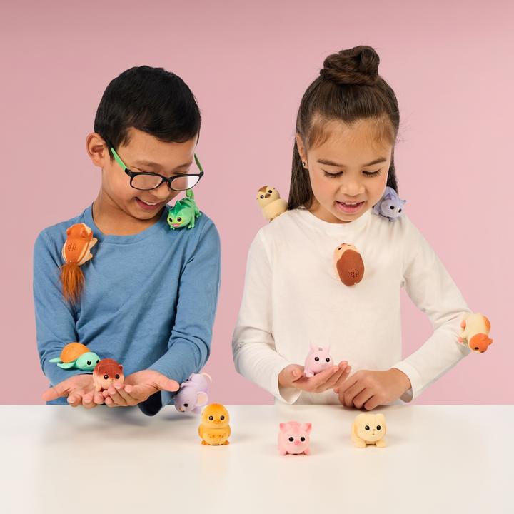 Actual product image Little Live Pets Needees