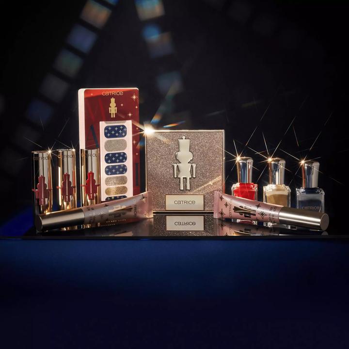 Immagine prodotto Catrice Magia Xmas Story C01 Le sorprese di Drosselmeyer nail foil (C01 Le sorprese di Drosselmeyer)