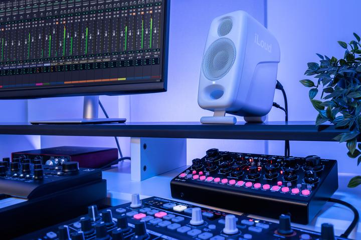 Image du produit IK Multimedia iLoud Micro Monitor Pro Single (Actif, 1 pièce, 1x 50 W)