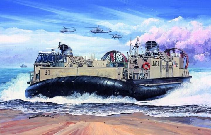 Produktbild Trumpeter USMC Landing Craft Air Cushion (LCAC)