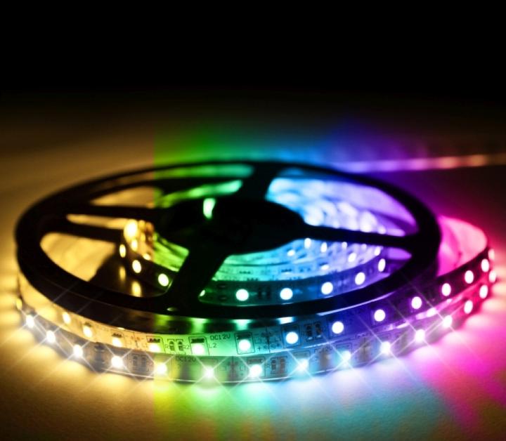 Immagine prodotto Grundig Striscia led RGB 60Led/metro PL (300 cm, Interno)