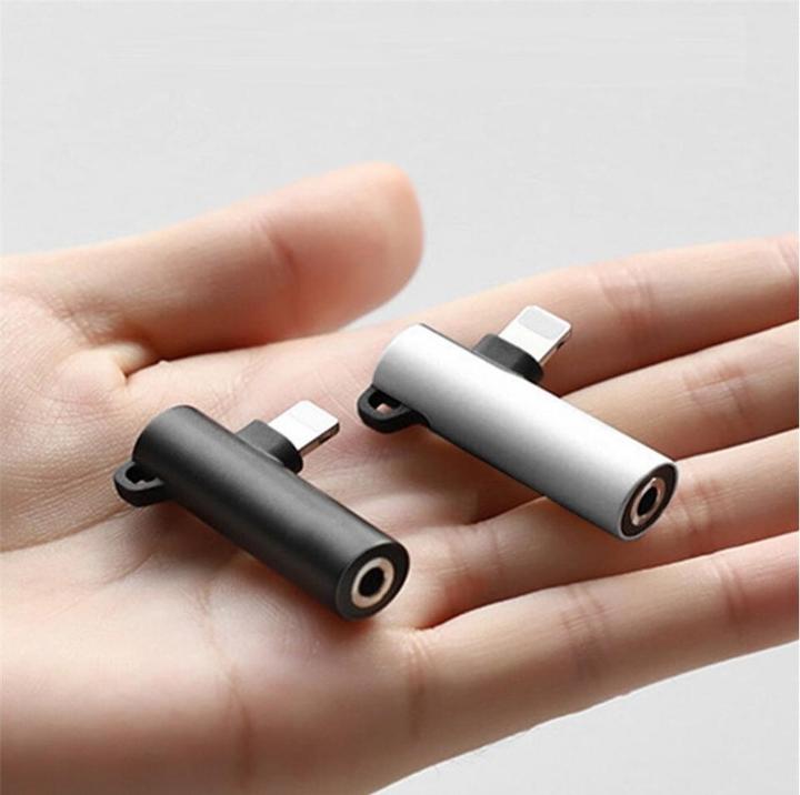 Image du produit PowerGuard Splitter pour charger et écouter de la musique (Lightning, Jack 3.5mm)