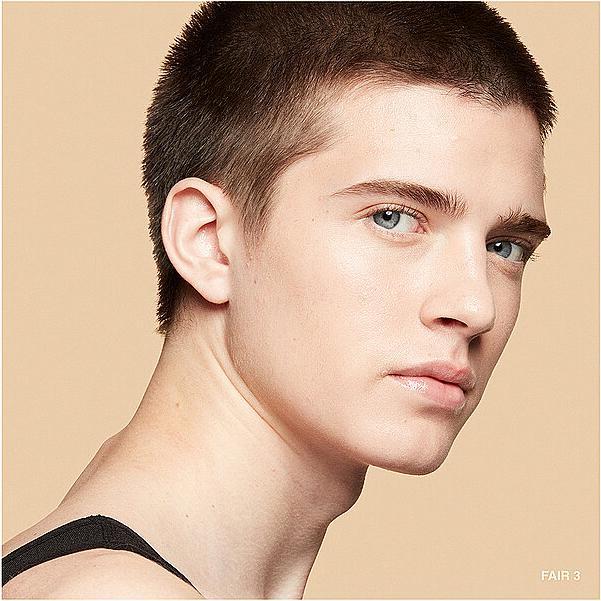 Produktbild Bobbi Brown Vitamin Enrichie Skin Tint Sun Protection Factor 15 Fair 3 (Fair 3)