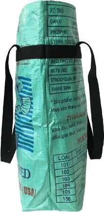 Produktbild Bekos Upcycling - Grosse Einkaufstasche aus recycelten Fischfuttersäcke grün
