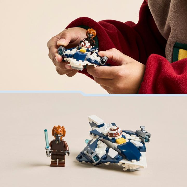 Actual product image LEGO 75400 Plo Koons Jedi Starfighter Microfighter (75400, LEGO Star Wars)