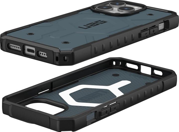 Actual product image UAG Pathfinder Magsafe Case (Apple iPhone 15 Pro Max)