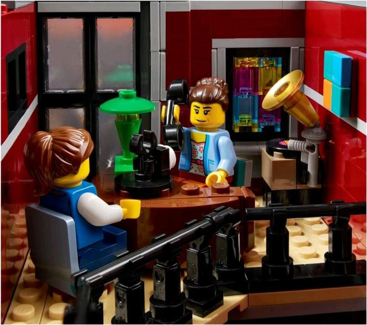 Actual product image LEGO Icons - Jazz Club (10312, LEGO Rare Sets)