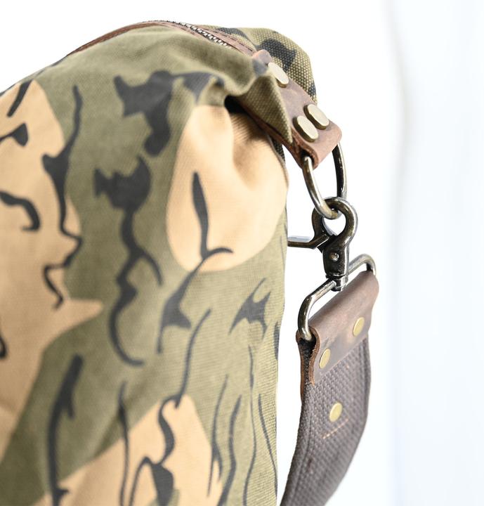 Immagine prodotto Army Shop Borsa sportiva in tela con motivo mimetico (42 l)