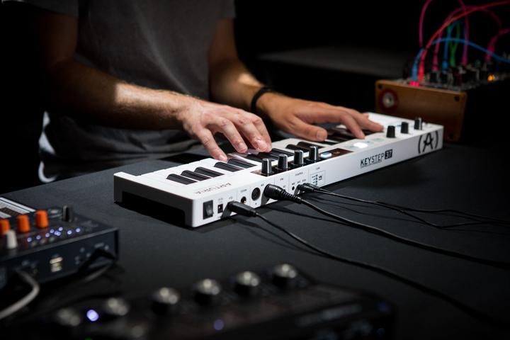 Produktbild Arturia KeyStep 37 (Keyboard)