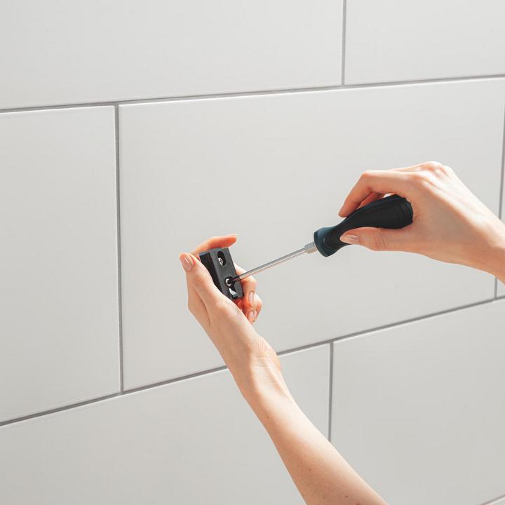 Image du produit Grohe Vitalio Comfort 110 QuickFix kit support mural, coller ou percer, économie d'eau, 2 types de jets