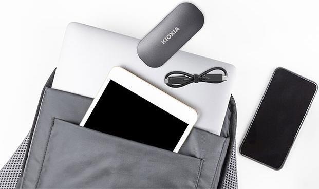 Produktbild Kioxia EXCERIA PLUS Portable SSD 2TB USB 3.2 Gen2 Type C (2000 GB)