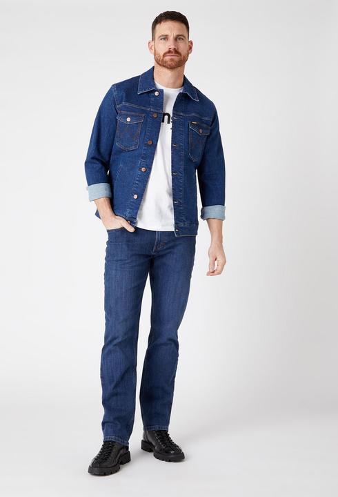 Actual product image Wrangler Authentic Straight (W34/L32)
