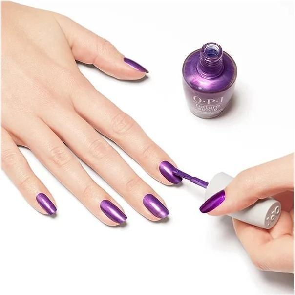 Produktbild OPI Nature Strong (NAT 024 Achieve Grapeness, Farblack)
