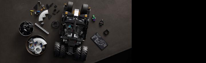 Actual product image LEGO Batmobile Tumbler (76240, LEGO DC, LEGO Rare Sets)
